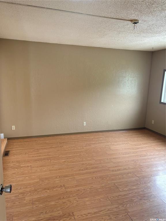 Third View of 515 King Street, Weyburn, Saskatchewan, S4H 0P8