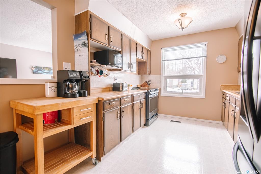 Fifth View of 203 Paynter Crescent, Normanview West, Regina, Saskatchewan, S4X 2A9