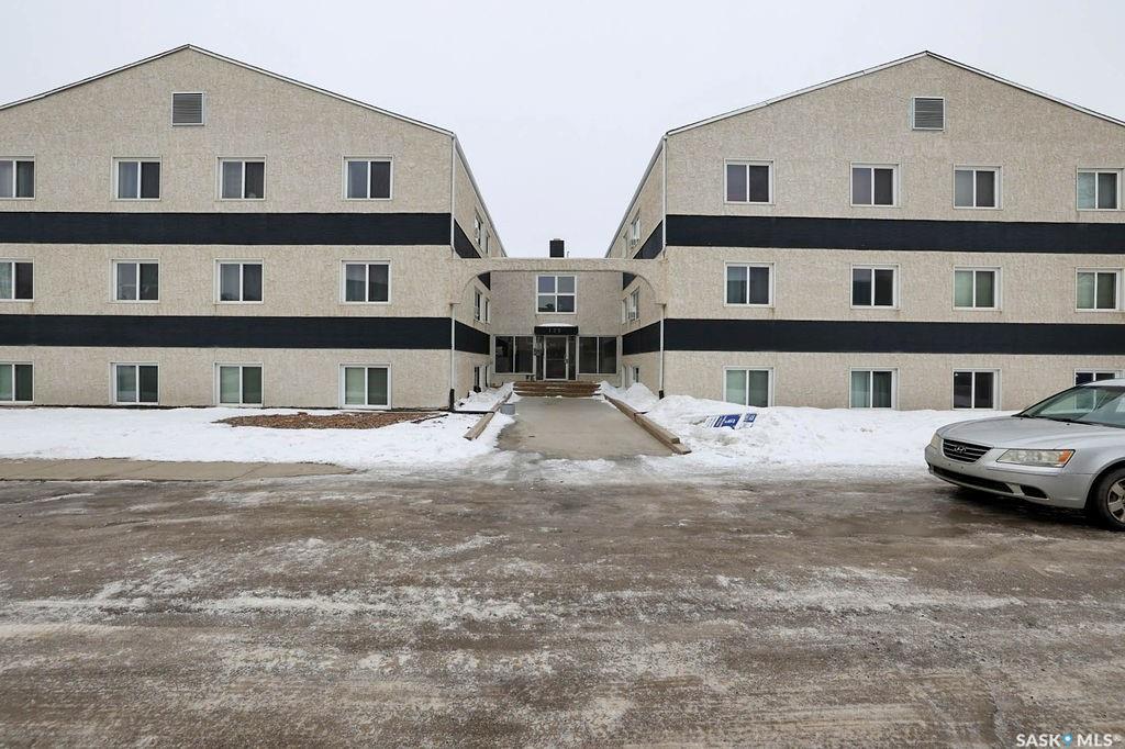 MLS® listing #SK030392 for sale located at 125 Froom Crescent #15