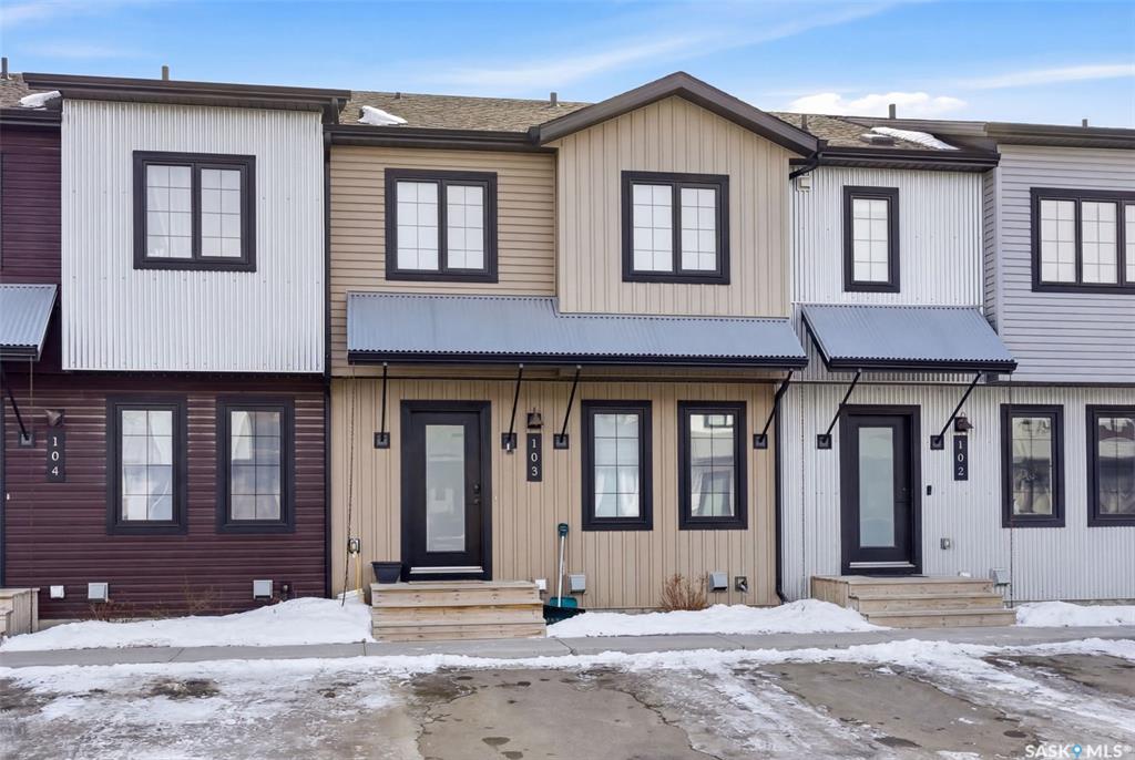 MLS® listing #SK030414 for sale located at 2715 Narcisse Drive #103