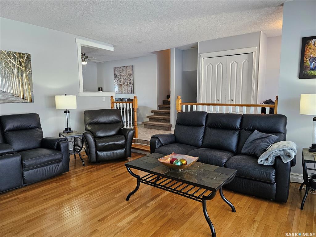 Fifth View of 29 Swain Crescent, Humboldt, Saskatchewan, S0K 2A0