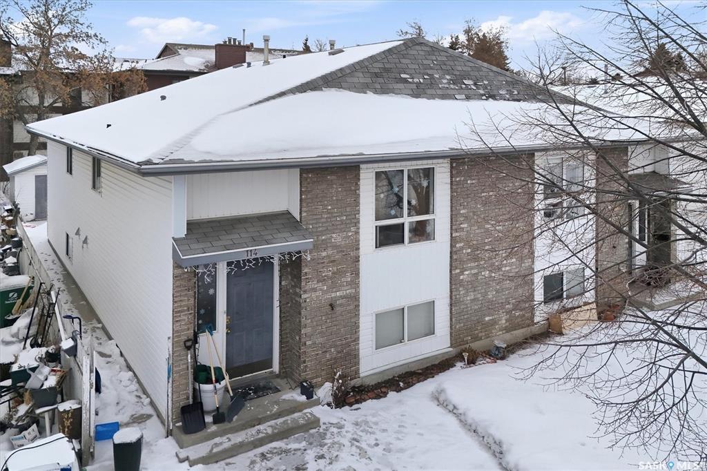 Second View of 114 116 Barber Crescent, Fairhaven, Saskatoon, Saskatchewan, S7M 5M7