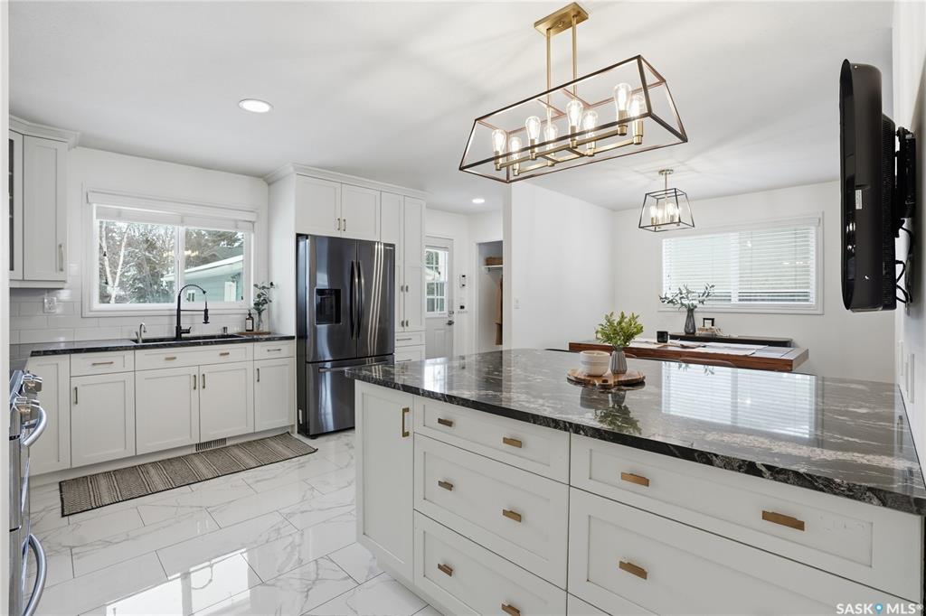 Fifth View of 145 Stillwater Drive, Lakeview SA, Saskatoon, Saskatchewan, S7J 3N9