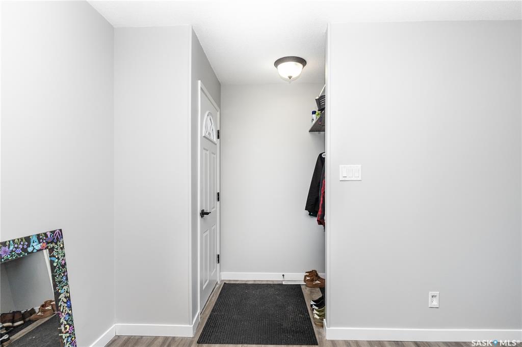 Second View of 1313 Elevator Road, Montgomery Place, Saskatoon, Saskatchewan, S7M 3X3