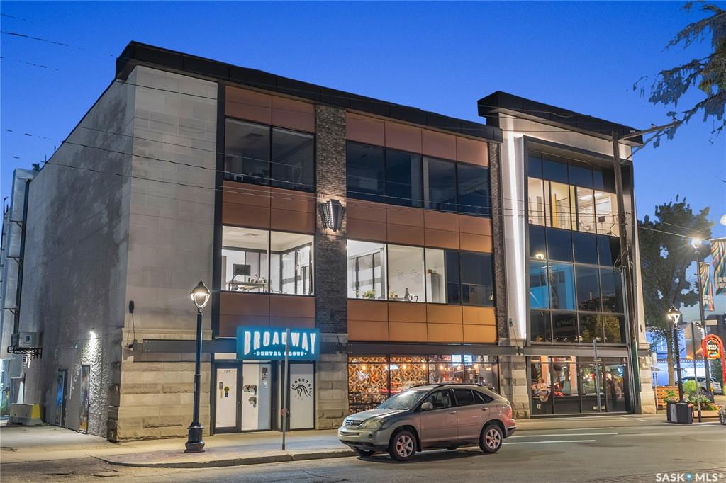 Third View of 701 Broadway Avenue, Nutana, Saskatoon, Saskatchewan, S7N 1B3