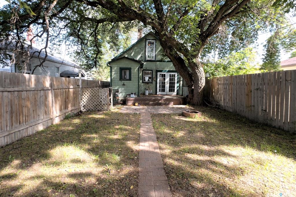 Fourth View of 217 L Avenue N, Westmount, Saskatoon, Saskatchewan, S7L 2P3