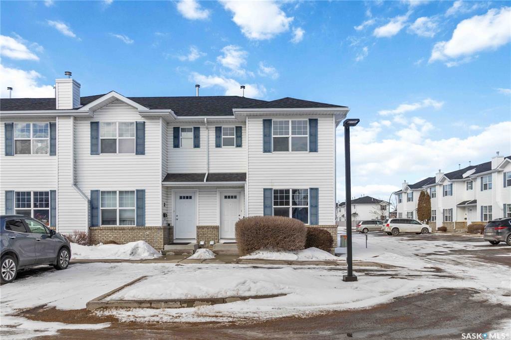 102 Pawlychenko Lane #33, SK030691, Saskatchewan,