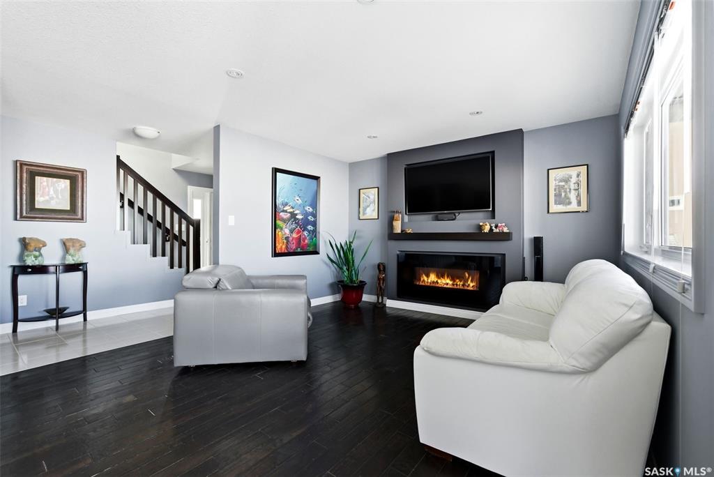 Fourth View of 130 E Maple Avenue, Grand Coulee, Saskatchewan, S4M 0A3