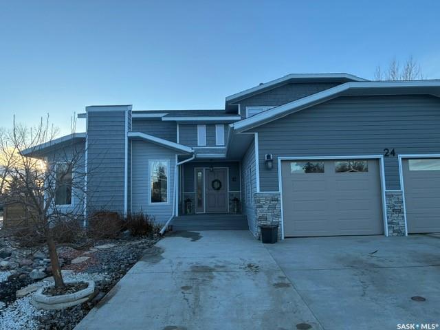 24 Hahn Crescent, SK030744, Saskatchewan,