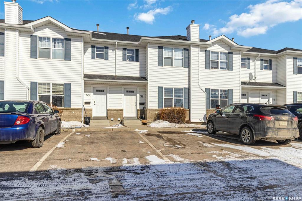 Second View of 203 Herold Terrace #54, Lakewood S.C., Saskatoon, Saskatchewan, S7V 1H3