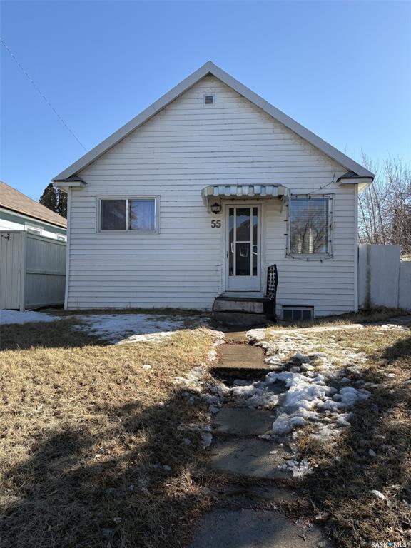 55 Iroquois Street W, SK030823, Saskatchewan,