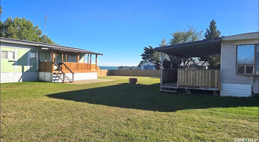 Second View of 1 2 Lakeview Avenue, Martinson's Beach (Meota Rm No.468), Meota Rm No.468, Saskatchewan, S0M 1X0