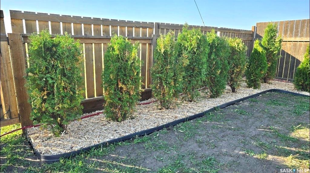 Fourth View of 1 2 Lakeview Avenue, Martinson's Beach (Meota Rm No.468), Meota Rm No.468, Saskatchewan, S0M 1X0