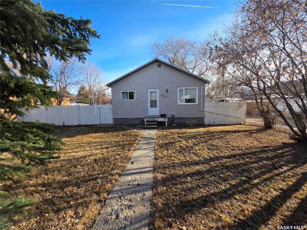 Second View of 1428 Winnie Street, North East, Swift Current, Saskatchewan, S9H 1R3