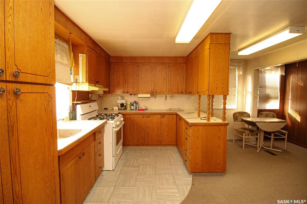 Second View of 216 2nd Street E, Shaunavon, Saskatchewan, S0N 2M0