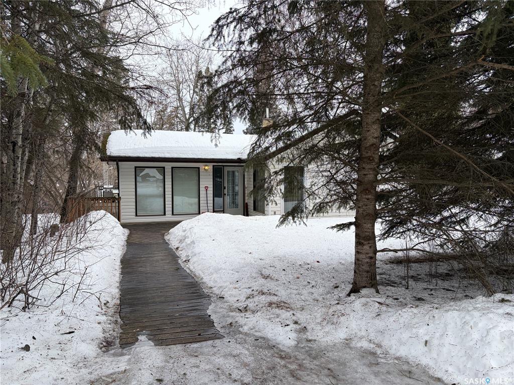 Second View of 330 1st Avenue N, Big River, Saskatchewan, S0J 0E0