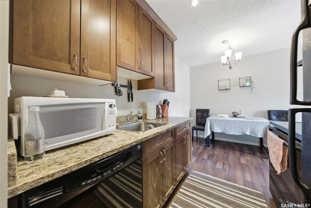 Fifth View of 258 Pinehouse Drive #307, Lawson Heights, Saskatoon, Saskatchewan, S7K 4X1