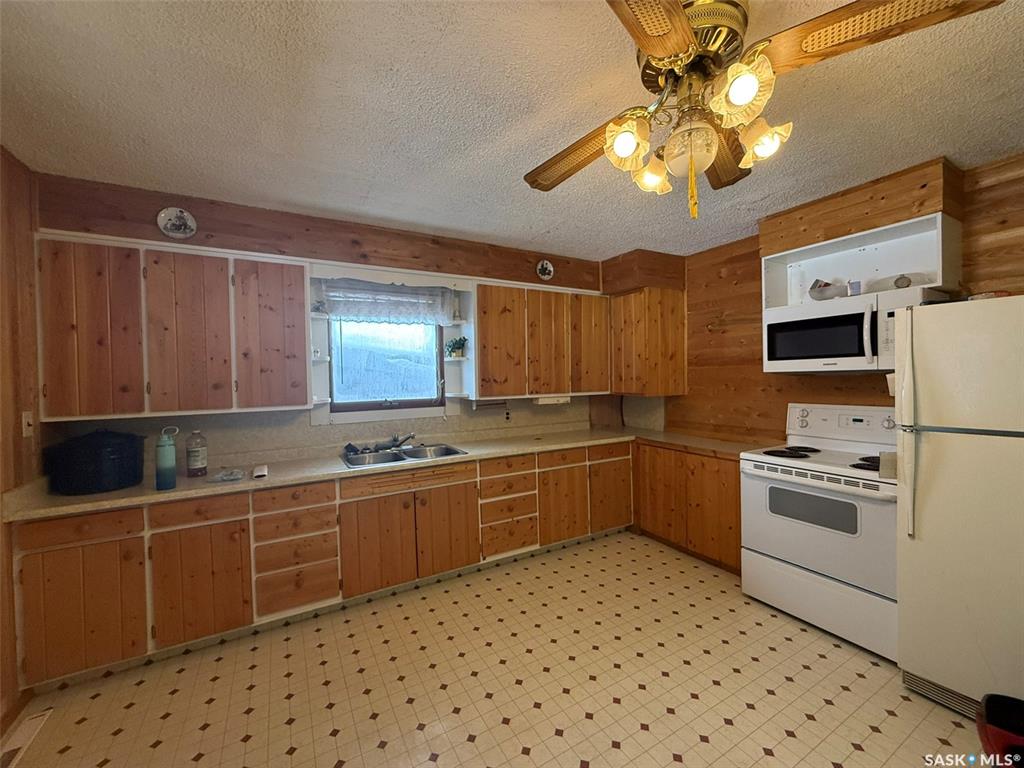 Third View of 127 Helen Street, Chitek Lake, Saskatchewan, S0J 0L0