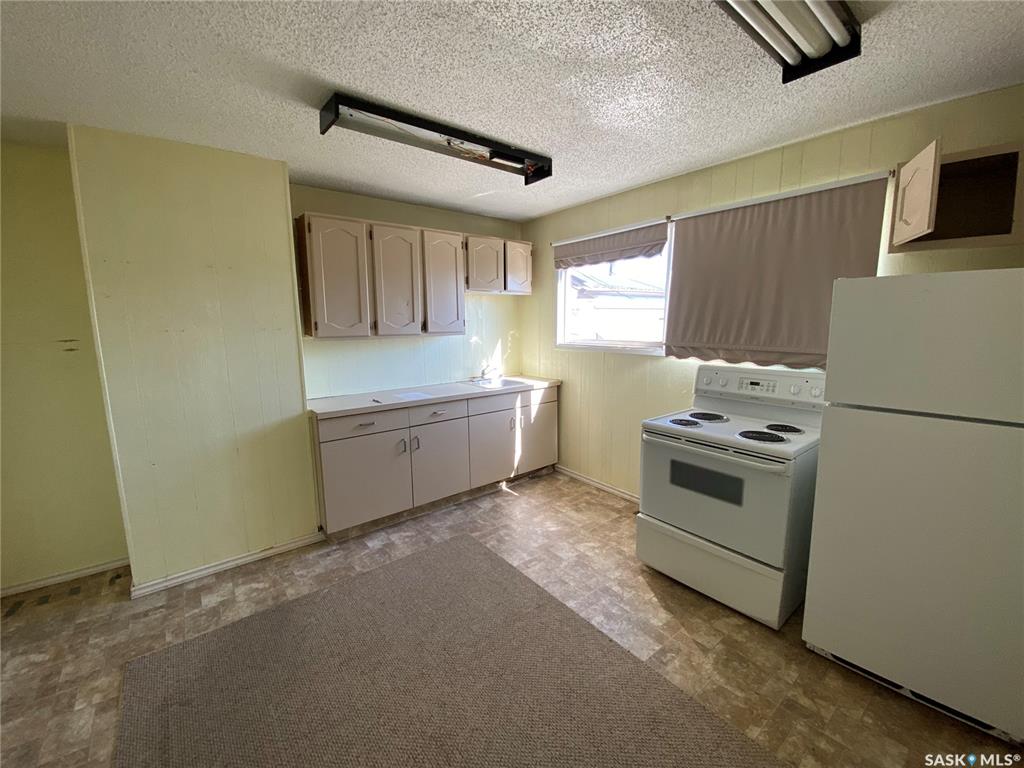 Fifth View of 113 1st Avenue W, Kindersley, Saskatchewan, S0L 1S0