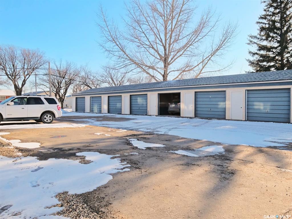 Second View of 305 1st Street W #201, Rosetown, Saskatchewan, S0L 2V0