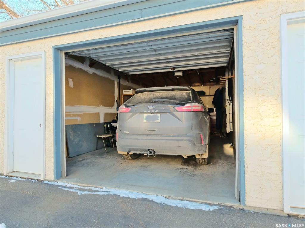 Third View of 305 1st Street W #201, Rosetown, Saskatchewan, S0L 2V0