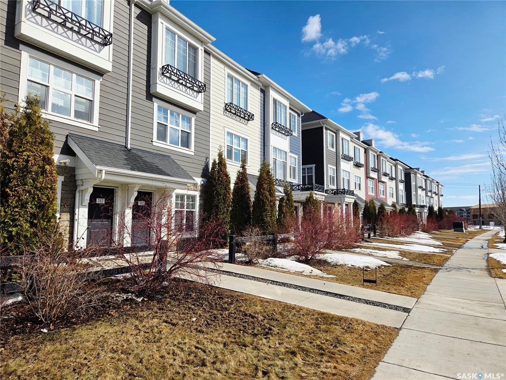 709 Meadows Boulevard, SK031150, Saskatchewan,