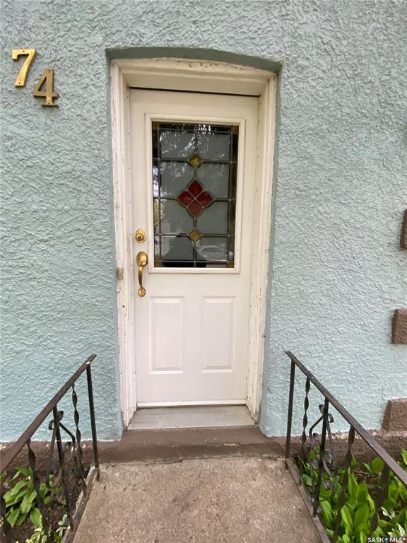 Fourth View of 74 Third Avenue N, Yorkton, Saskatchewan, S3N 1C3