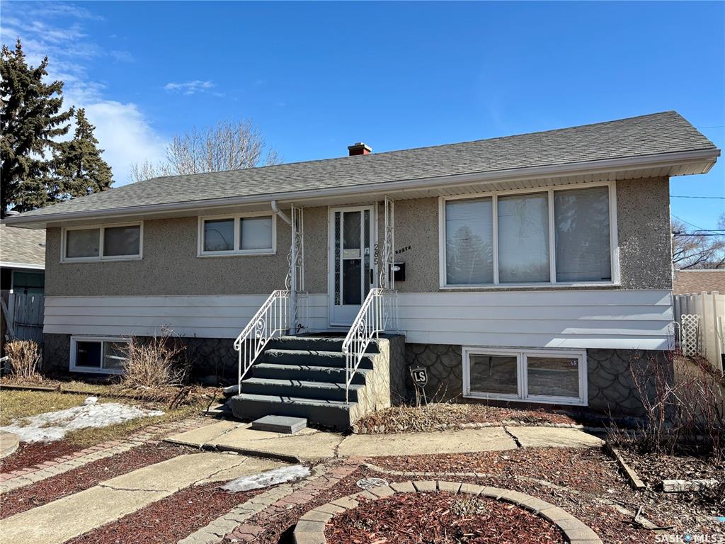 MLS® listing #SK031184 for sale located at 285 Cornwall Street N