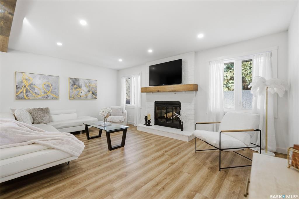 Fourth View of 7 Kindrachuk Crescent, Silverwood Heights, Saskatoon, Saskatchewan, S7K 6P9