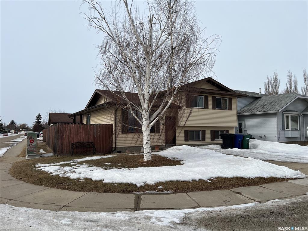 734 Sherry Way, SK031251, Saskatchewan,