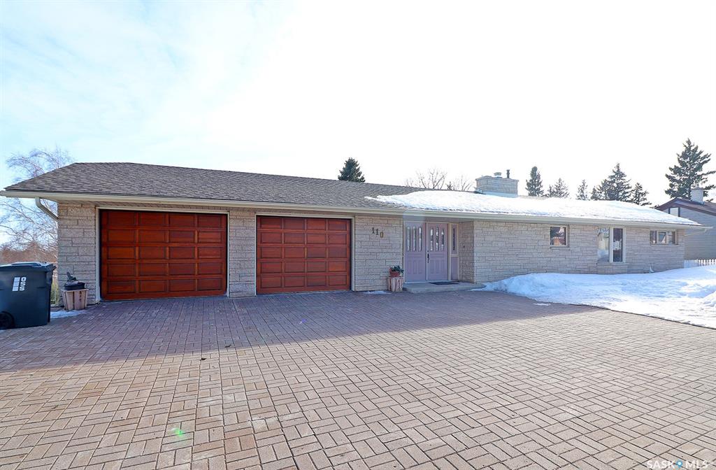 110 Logan Crescent E, SK031271, Saskatchewan,