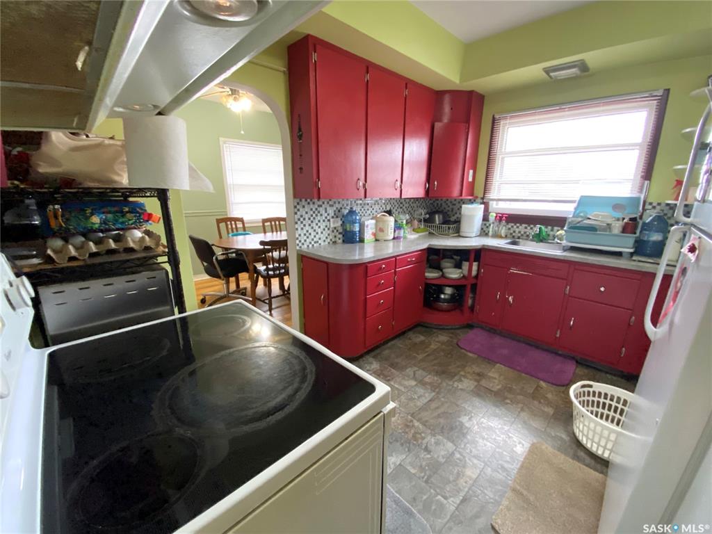 Fifth View of 612 2nd Avenue Nw, North West, Swift Current, Saskatchewan, S9H 0R3