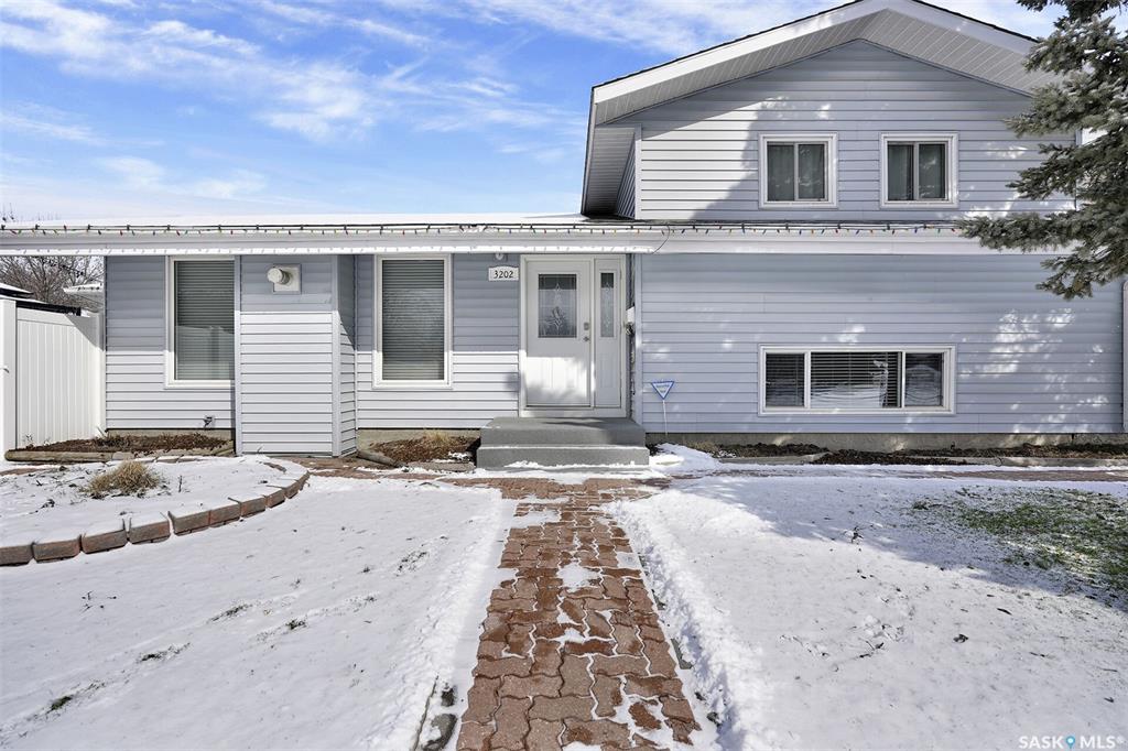 3202 9th Avenue N, SK031402, Saskatchewan,