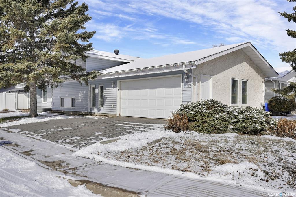 Third View of 3202 9th Avenue N, Coronation Park, Regina, Saskatchewan, S4R 8C9