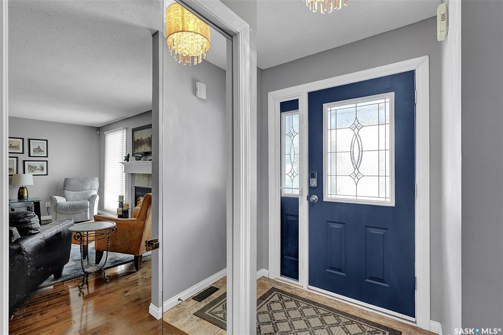 Fifth View of 3202 9th Avenue N, Coronation Park, Regina, Saskatchewan, S4R 8C9