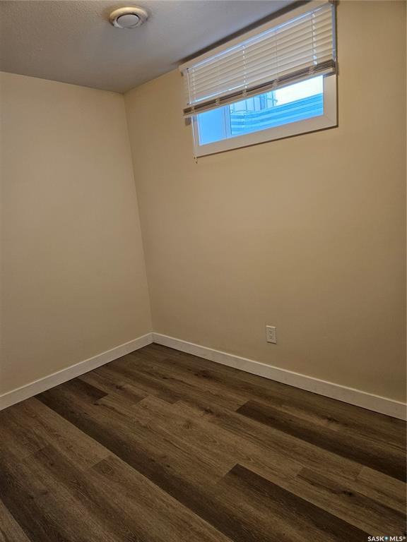 Fourth View of 505 L Avenue N, Westmount, Saskatoon, Saskatchewan, S7L 2P8