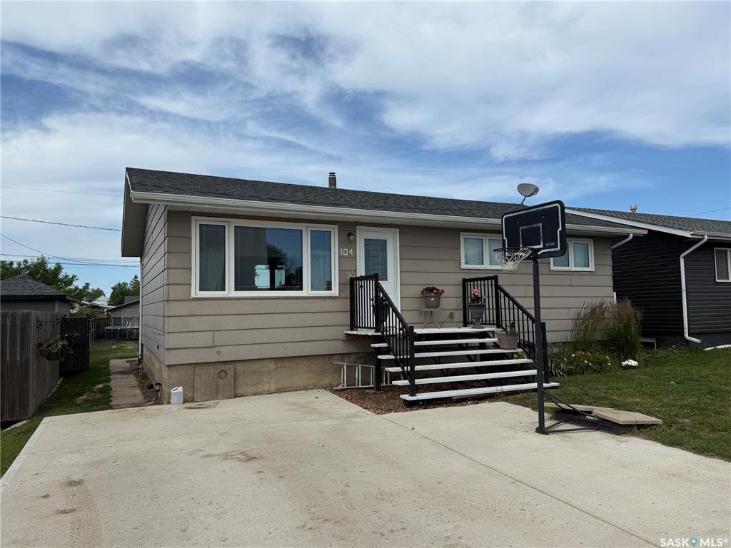 104 Railway Avenue E, SK031483, Saskatchewan,