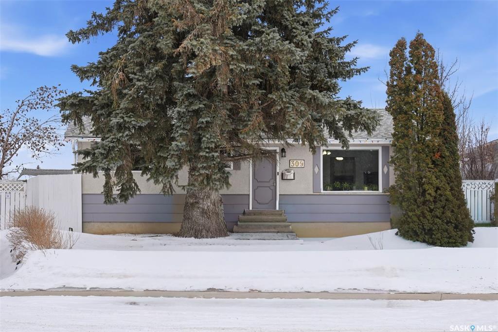 309 Lloyd Crescent, SK031504, Saskatchewan,