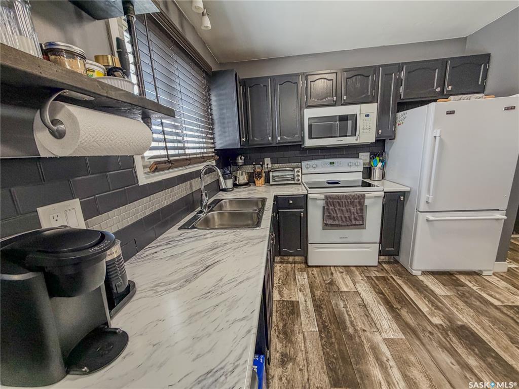 Fourth View of 210 Wells Avenue E, Langenburg, Saskatchewan, S0A 2A0