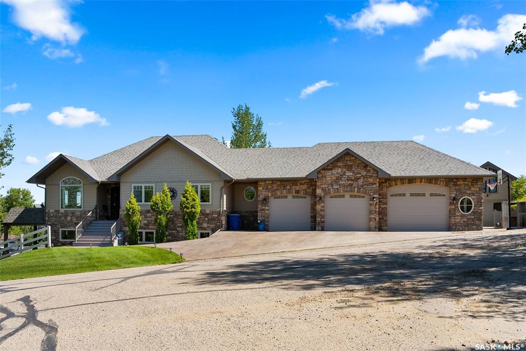 15 Meadow Bay, SK031581, Saskatchewan,