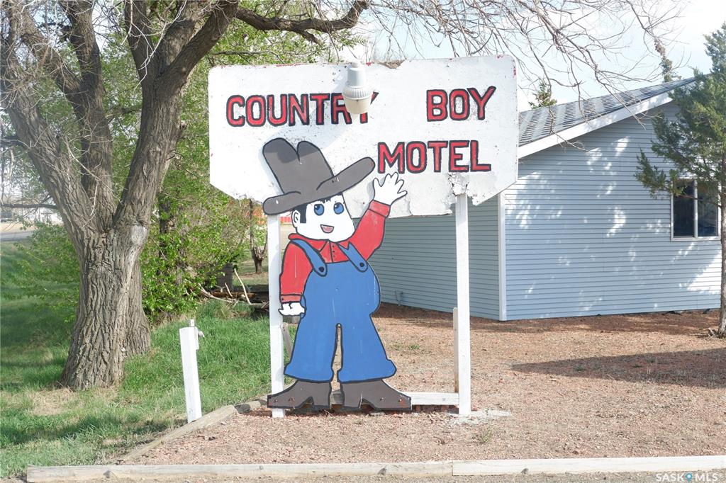 Second View of 143 Railway Avenue, Coronach, Saskatchewan, S0H 0Z0