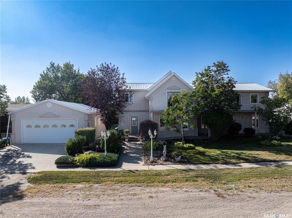 Fifth View of 304 1st Street W, Milden, Saskatchewan, S0L 2L0