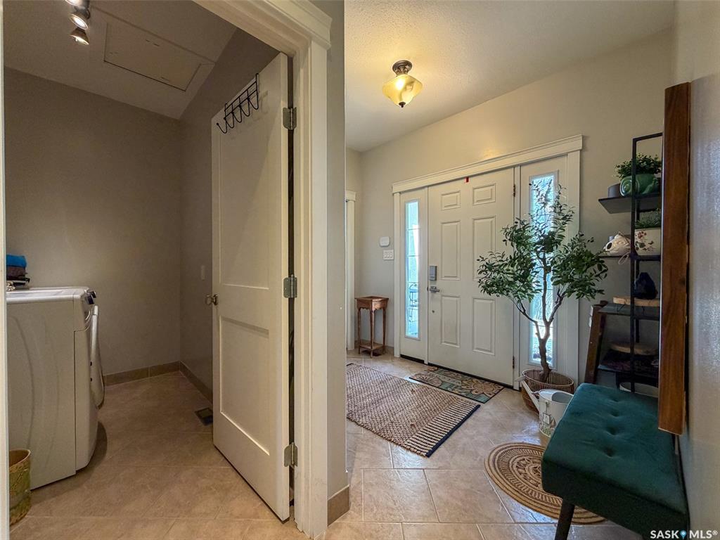 Third View of 270 266 14th Avenue Ne, North East, Swift Current, Saskatchewan, S9H 2W7