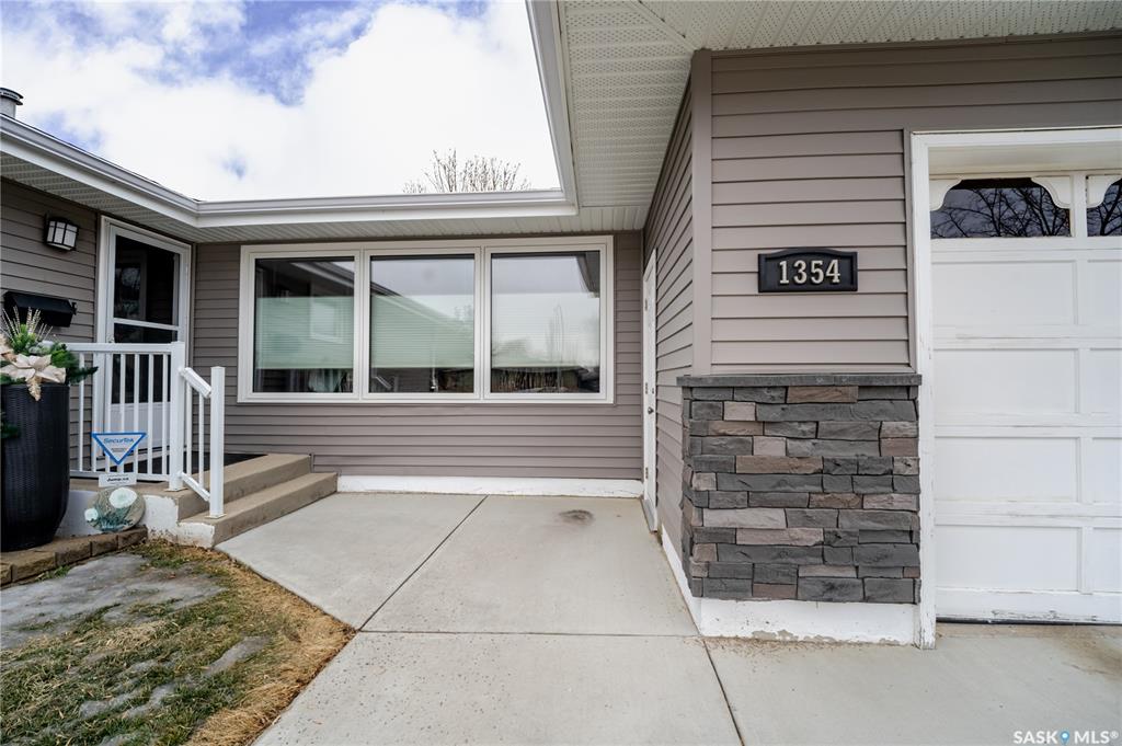 1354 King Crescent, SK031760, Saskatchewan,