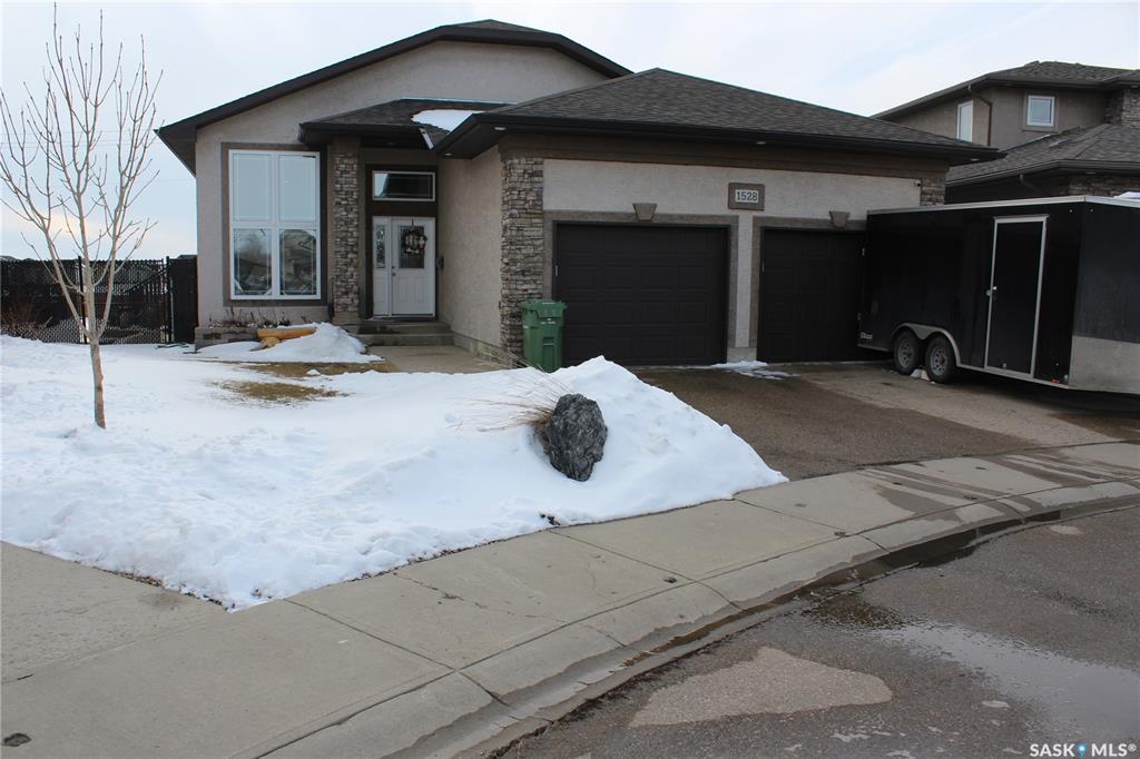1528 Maple Hill Crescent N, SK031807, Saskatchewan,