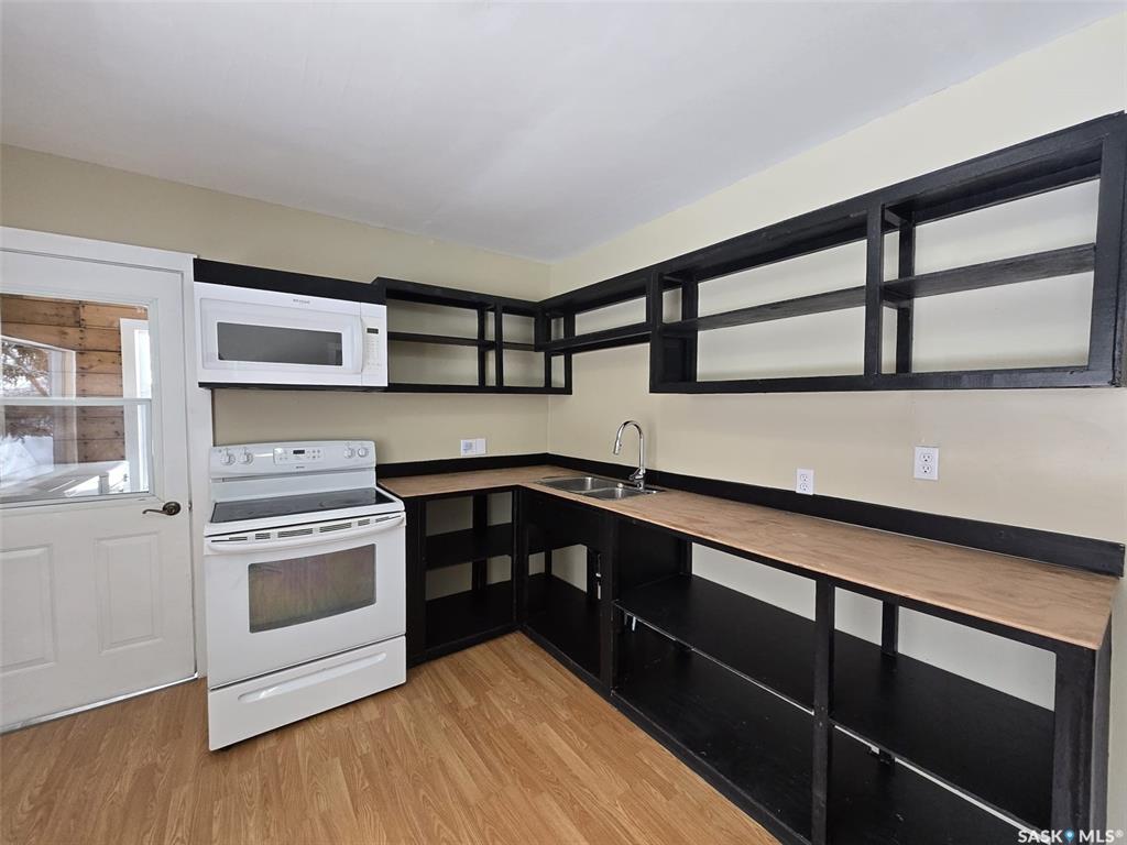 Fourth View of 309 3rd Street W, Wilkie, Saskatchewan, S0K 4W0