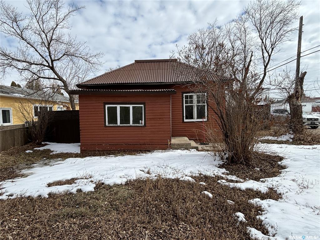 301 2nd Street W, SK031912, Saskatchewan,