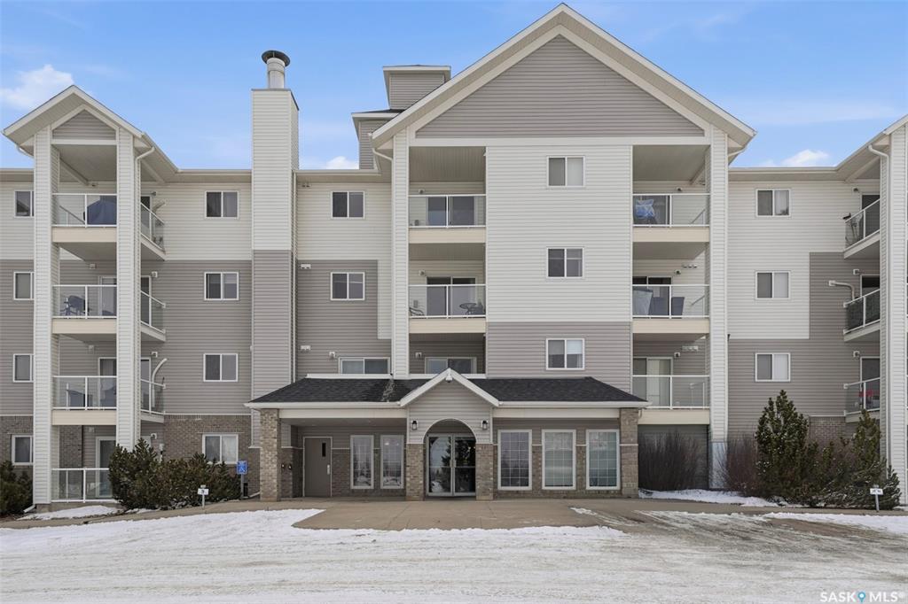 303 Lowe Road #401, SK031914, Saskatchewan,