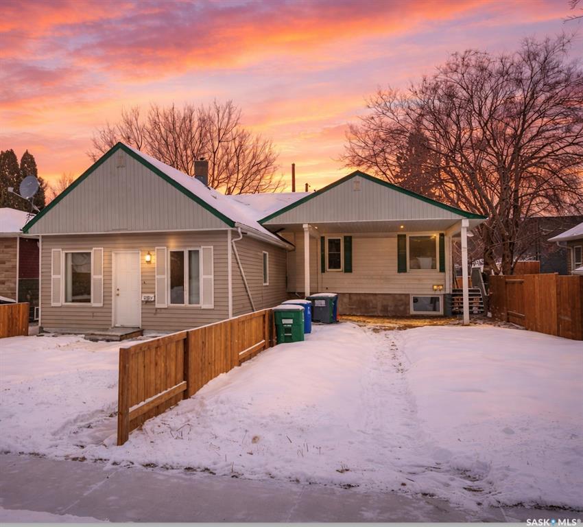 808 810 31st Street W, SK031927, Saskatchewan,