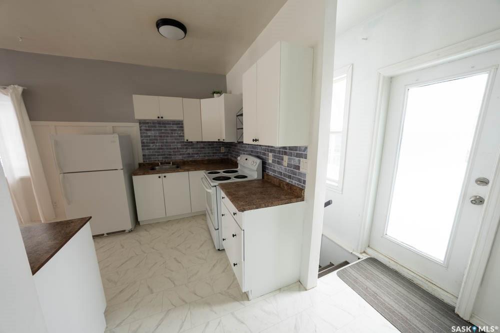 Fifth View of 808 810 31st Street W, Hudson Bay Park, Saskatoon, Saskatchewan, S7L 0R8